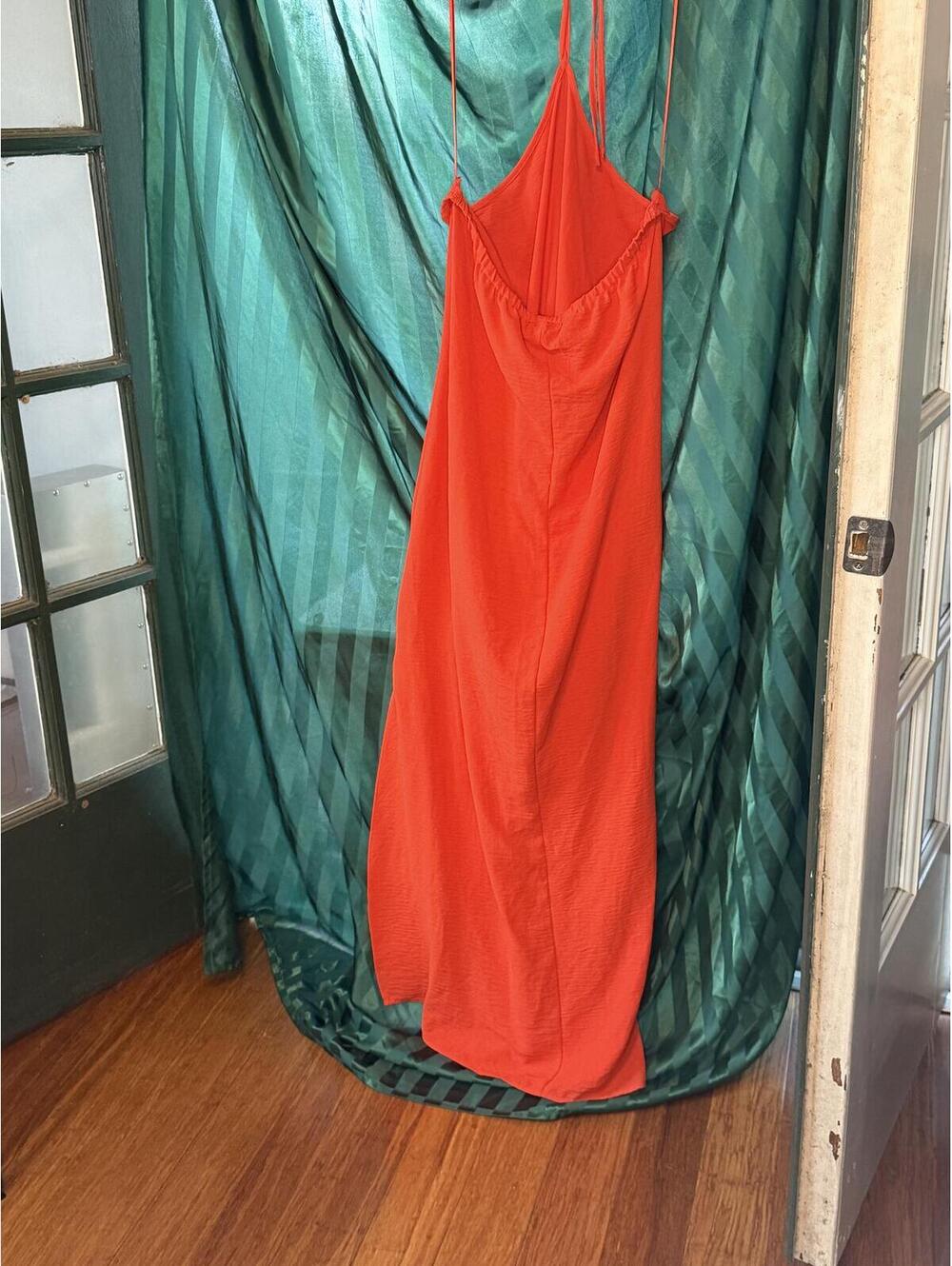 Beautiful Vince Camuto Orange Casual Halter Dress